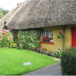 Adare :: The Yellow Cottage